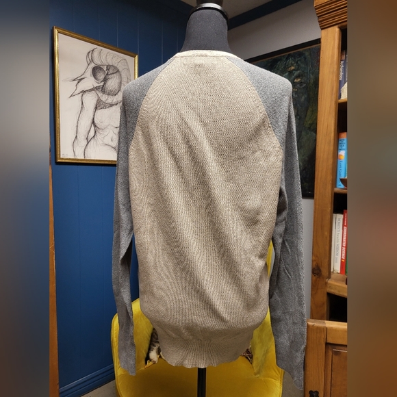 Banana Republic Thick Shirt Light Sweater Size M - Picture 4 of 6